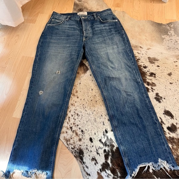 WE THE FREE Free People Distressed Straight Leg Cut Off Jeans Size 27 - Picture 3 of 8